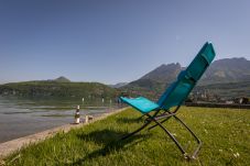 plage privée, baie des voiles, location saisonnière, vacances, annecy, lac, montagne, luxe, appartement, hôtel, neige, soleil