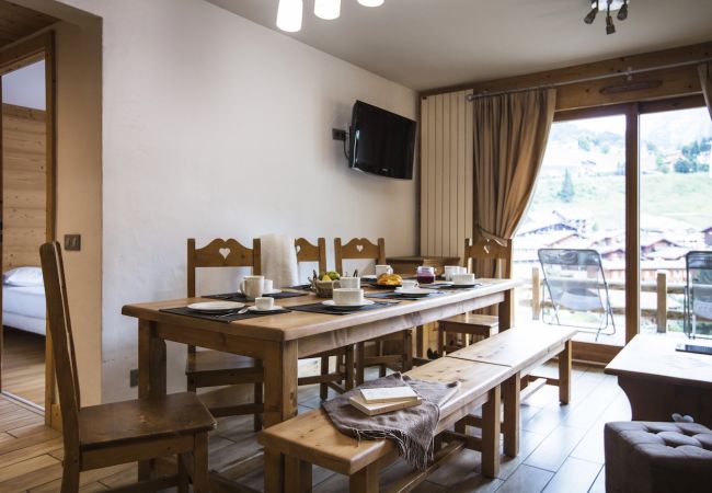 Appartement à La Clusaz - LCZ - Charmant T3 spa aux pieds des pistes, 4*