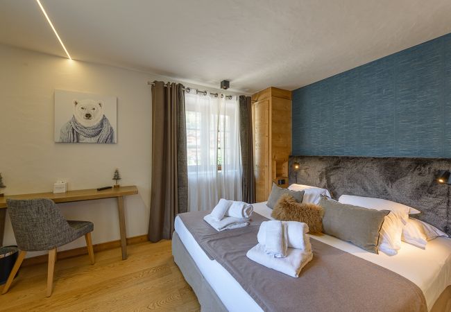 Chalet à La Clusaz - LCZ - SKI IN/OUT Luxueux chalet 5*, sauna - 22p Chalet à La Clusaz - LCZ - SKI IN/OUT Luxueux chalet 5*, sauna - 22p