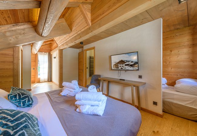 Chalet à La Clusaz - LCZ - SKI IN/OUT Luxueux chalet 5*, sauna - 22p Chalet à La Clusaz - LCZ - SKI IN/OUT Luxueux chalet 5*, sauna - 22p