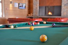 appartement, hiver, luxe, location saisonnière, conciergerie haut de gamme, vacances, hôtel, résidence, La Clusaz, ski, alpes