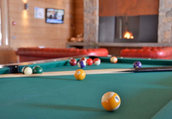 Appartement à La Clusaz - LCZ - Charmant T6 coeur village piscine spa, 4* Appartement à La Clusaz - LCZ - Charmant T6 coeur village piscine spa, 4*
