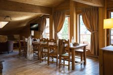 Appartement à La Clusaz - LCZ - Charmant T6 coeur village piscine spa, 4*