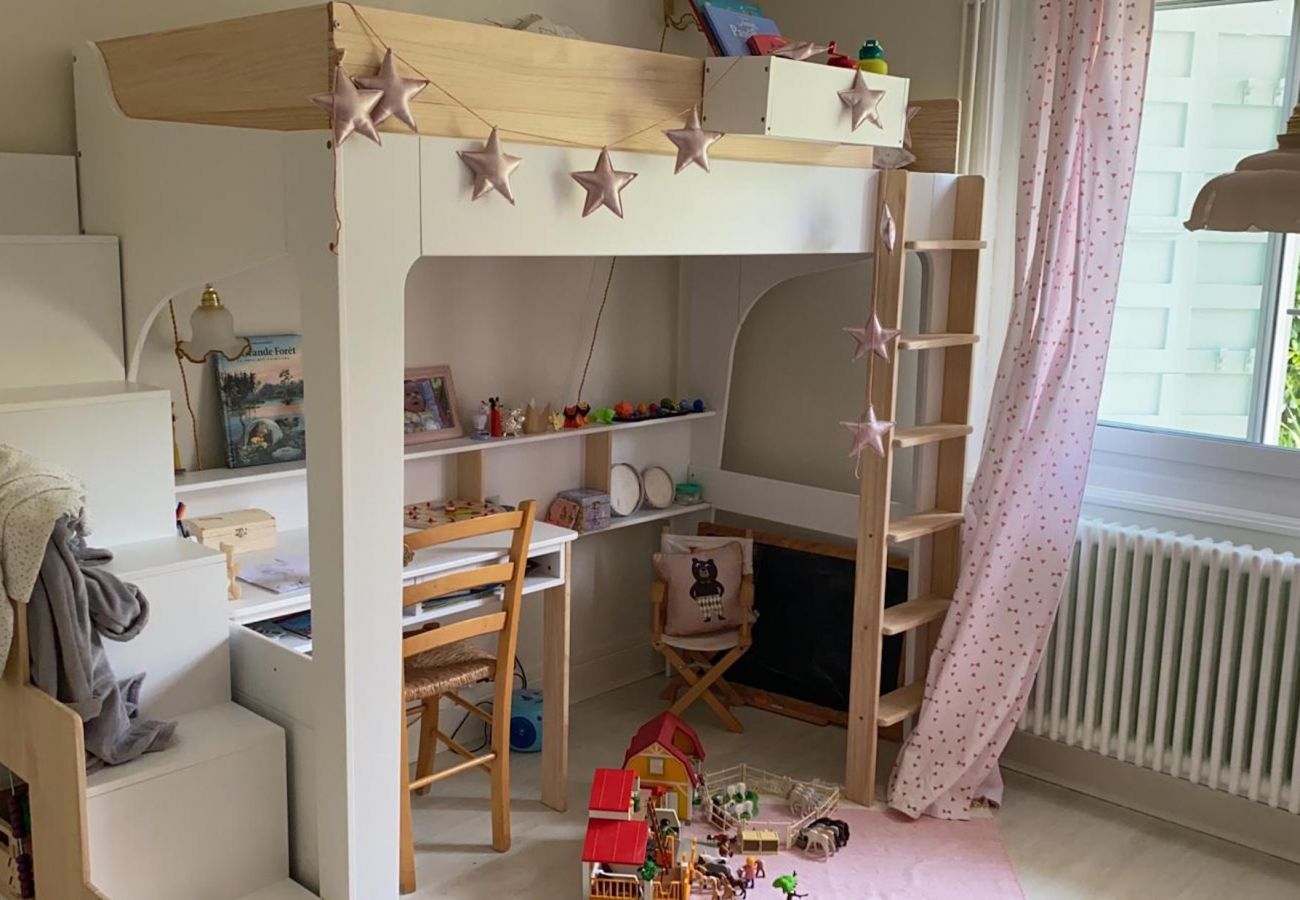 Villa à Sévrier - LES GRANDS PRÉS Villa à Sévrier - LES GRANDS PRÉS