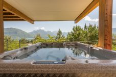 maison, appartement, luxe, location saisonnière, annecy, vacances, vue lac, montagne, hôtel, jacuzzi, neige, soleil  