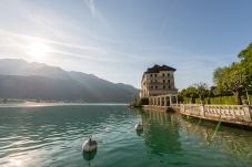 lac, appartement, luxe, location saisonnière, annecy, vacances, vue lac, montagne, hôtel, plage privée, neige, soleil 