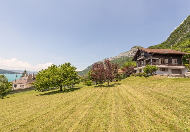 Location Lac Annecy - lla selections location gite annecy Quel est le plus bel endroit à visiter à Annecy et ses environs ?