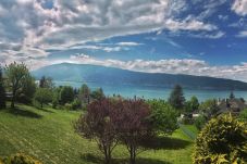 maison, luxe, location saisonnière, annecy, vacances, vue lac, montagne, hôtel, neige, soleil, plage, famille, jardin