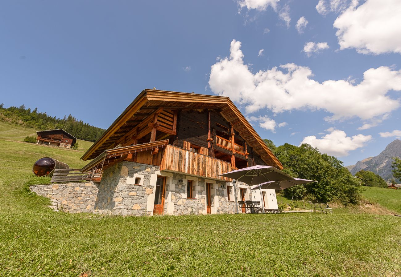 Chalet à La Clusaz - LCZ - Le Chalet 5* Cocon des Confins - 20p Chalet à La Clusaz - LCZ - Le Chalet 5* Cocon des Confins - 20p