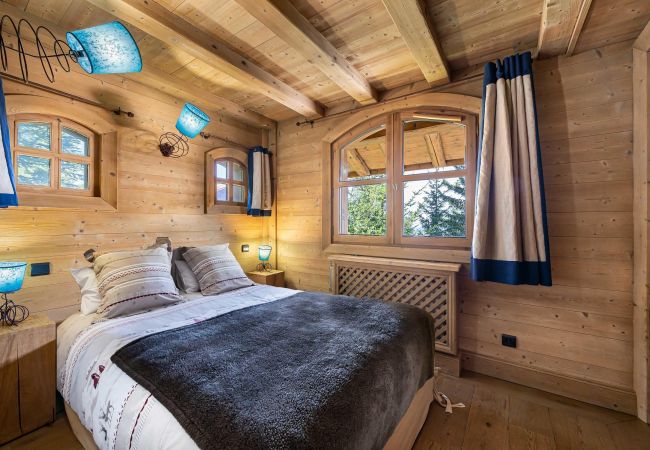 Chalet à Courchevel - Winter Courchevel -- Le Wood and Stone SKI IN OUT Chalet à Courchevel - Winter Courchevel -- Le Wood and Stone SKI IN OUT