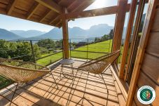 maison à louer avec vue, annecy, vacances, location saisonnière, conciergerie haut de gamme, vacances, hôtel, annecy, été