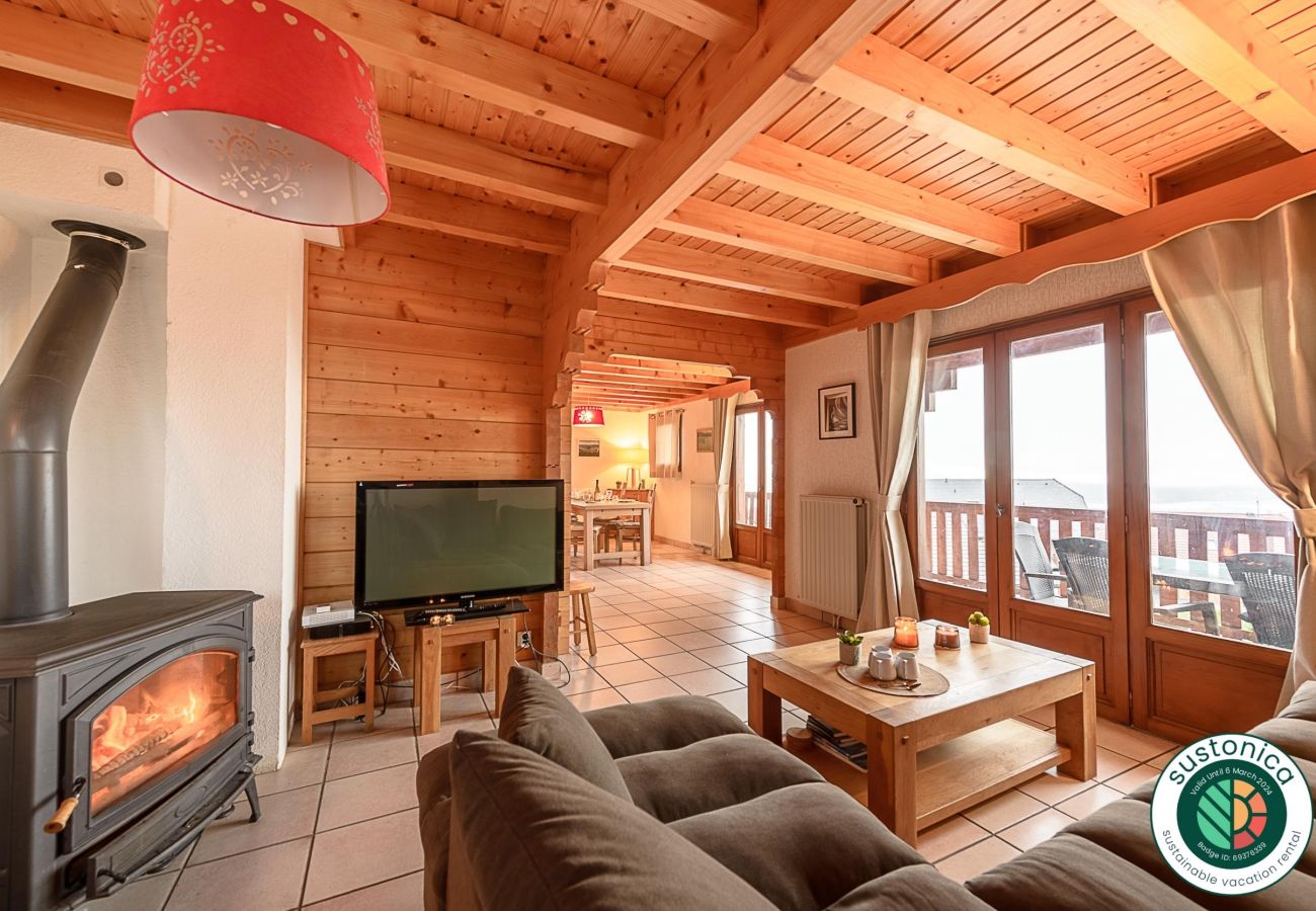 Location chalet hiver alpes françaises salon, maison, chalet, luxe, location saisonnière, annecy, vacances, vue lac, montagne, hôtel, plage privée, neige, soleil