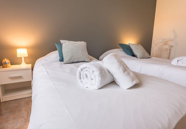 location annecy vue lac appartement, luxe, location saisonnière, annecy, vacances, neige, plage, hôtel, soleil, hiver, Saint-Jorioz, montagnes, lac