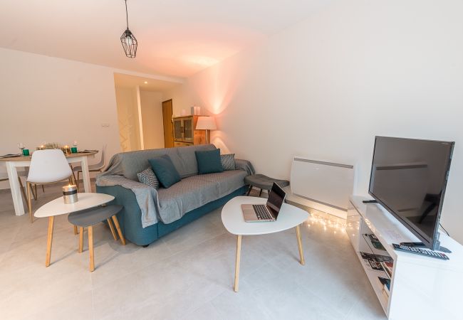 location annecy et alentours appartement, luxe, location saisonnière, annecy, vacances, neige, plage, hôtel, soleil, hiver, Saint-Jorioz, montagnes, lac
