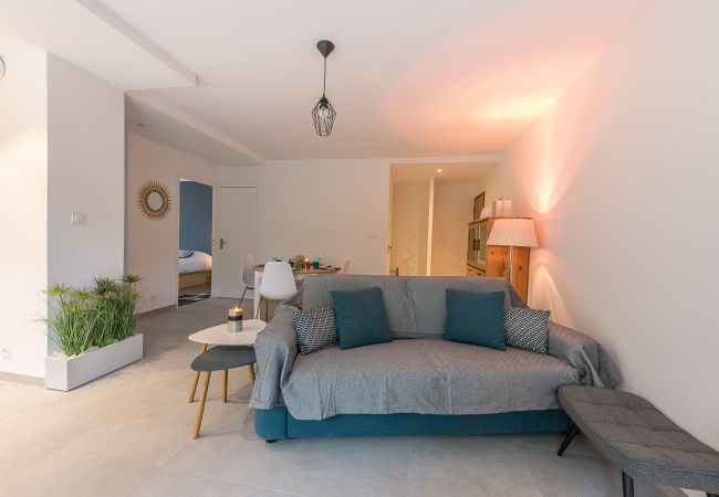 locationlacannecy appartement, luxe, location saisonnière, annecy, vacances, neige, plage, hôtel, soleil, hiver, Saint-Jorioz, montagnes, lac