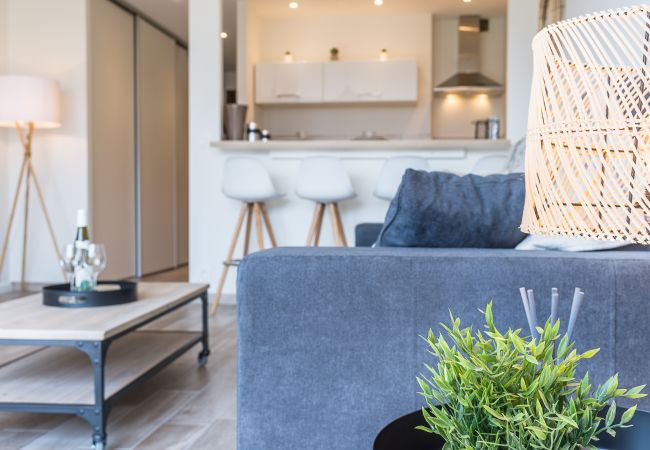 Studio à Sevrier avec Vue Imprenable - Le Cocon des Mouettes Où coconer à Annecy ? Studio avec vue à deux pas du lac en location saisonnière haut de gamme. Services conciergerie +++