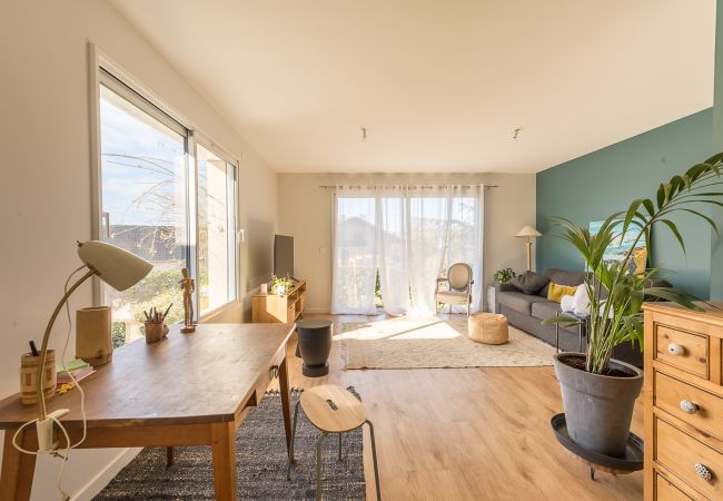 Salon - Location saisonnière salon, cocooning, location saisonnière, vacances, annecy, lac, montagne, luxe, maison, villa, hôtel, neige, soleil