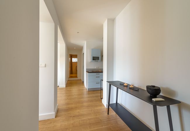 Appartement à Veyrier-du-Lac - VEYRIER centre - Pool and View, Apt contemporain Appartement à Veyrier-du-Lac - VEYRIER centre - Pool and View, Apt contemporain