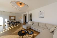 Appartement à Veyrier-du-Lac - VEYRIER CENTRE- Pool and View. Apt contemporain 2c