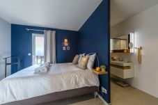 chambre double, cocooning, location saisonnière, vacances, saint-jorioz, lac, montagne, luxe, maison, hôtel, neige, soleil