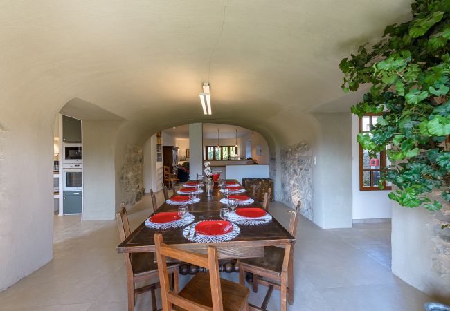 maison à louer à Saint Jorioz - réservez vos vacances  maison, chambres, airbnb, logement durable, booking, Saint Jorioz, annecy, lac et montagnes, luxe, haut de gamme, location