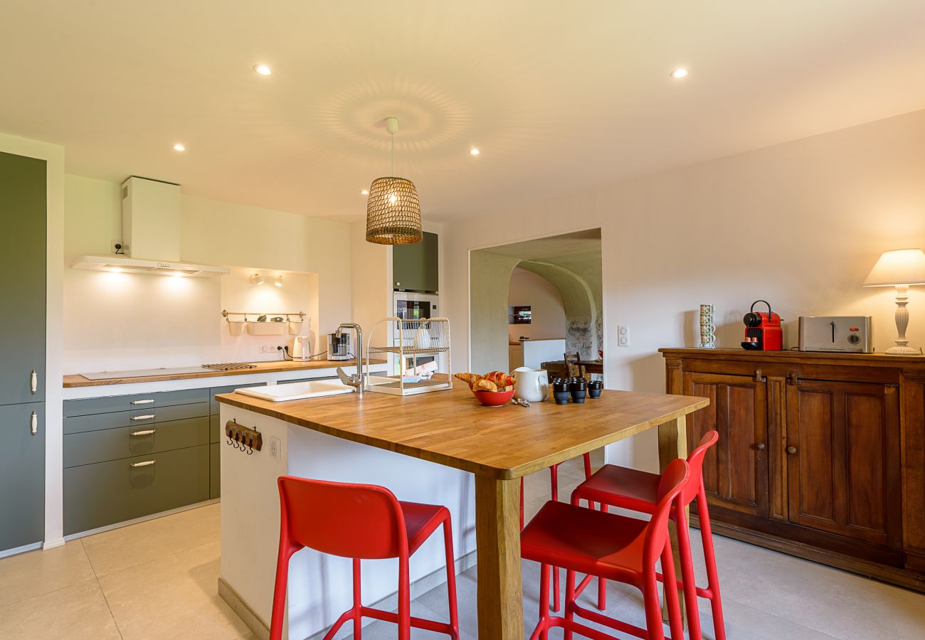 maison de village - annecy lac location Logement durable, Sustonica, Airbnb, booking, prestige, agence de location, LLA Selections, maison de famille Premium