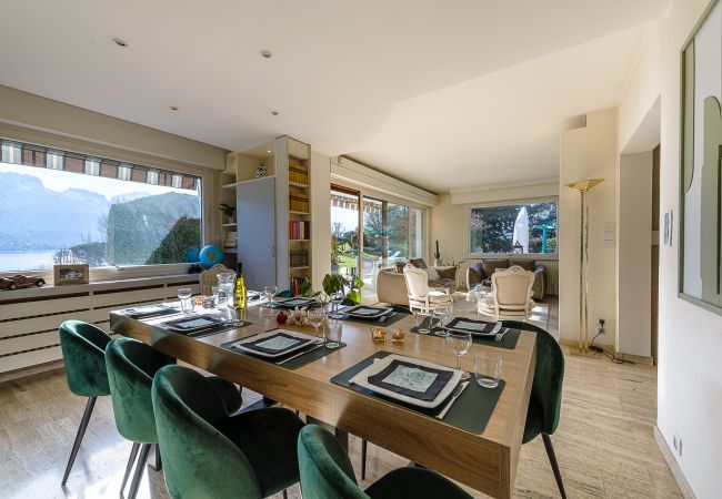 LLA Selections - locationlacannecy  pièce à vivre, spacieux, cosy, vacances en famille, conciergerie, prestation de luxe, hôtel, à louer, Sevrier, Annecy