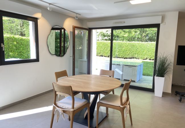 Appartement à Talloires-montmin - LE QUATUOR Appartement à Talloires-montmin - LE QUATUOR