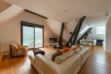 duplex à louer, vue lac annecy, location saisonnière Premium, Duingt, vacances, airbnb luxe, hotel, été, booking