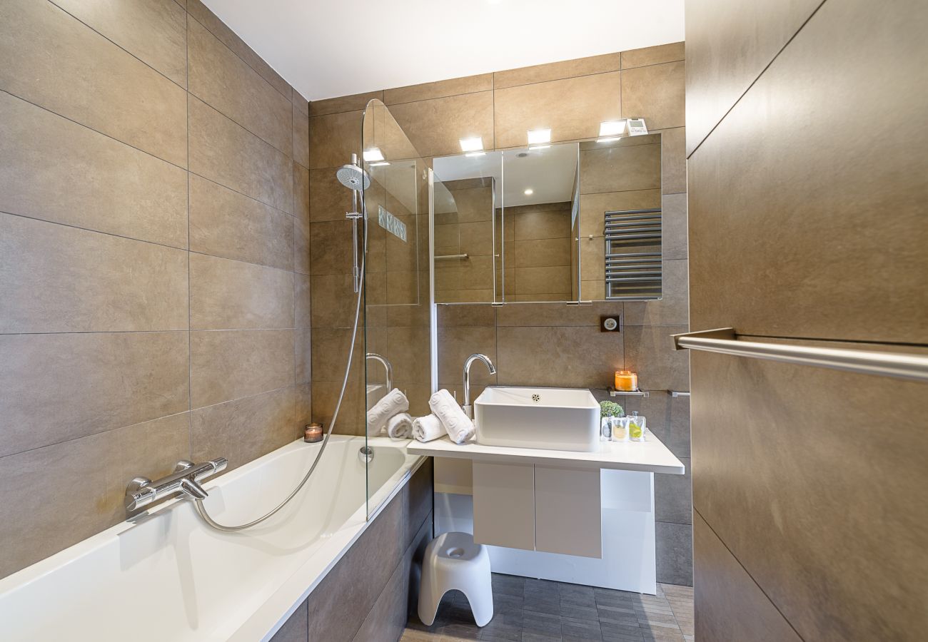 hotels proche du lac d'Annecy   appartement à louer, vue lac annecy, location saisonnière Premium, Duingt, vacances, airbnb luxe, hotel, été, booking