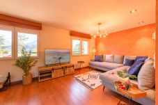 Locations saisonnières, Lac Annecy, Saint-Jorioz, montagne, maison, jardin, conciergerie haut de gamme,